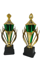S05 - Plastic Cup Trophy Gold & Green
