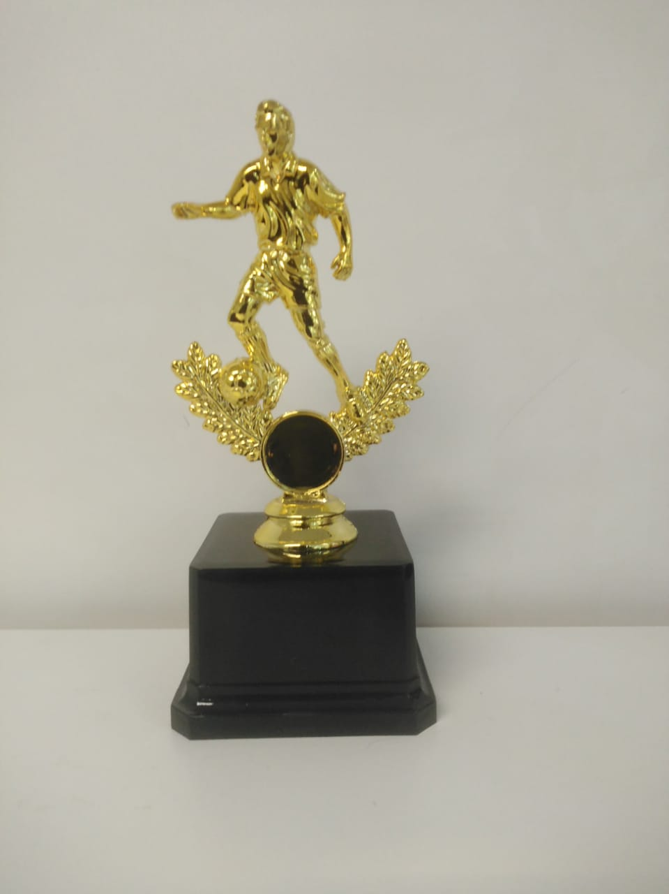 SC2A Soccer Player Trophy