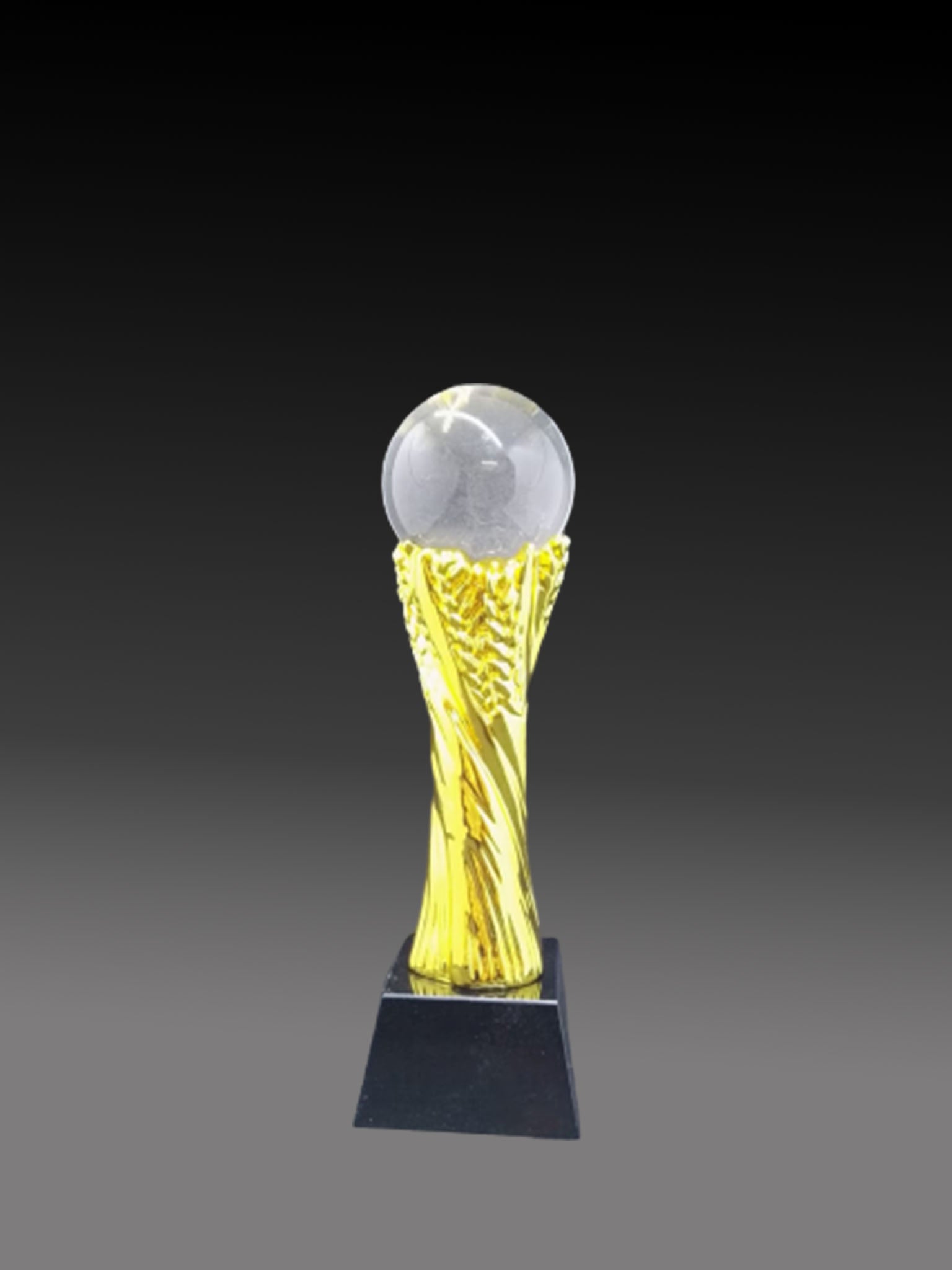 C226 CRYSTAL TROPHY