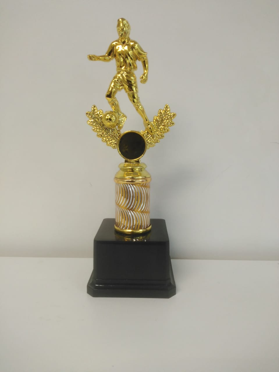 SC2B Soccer Player Trophy