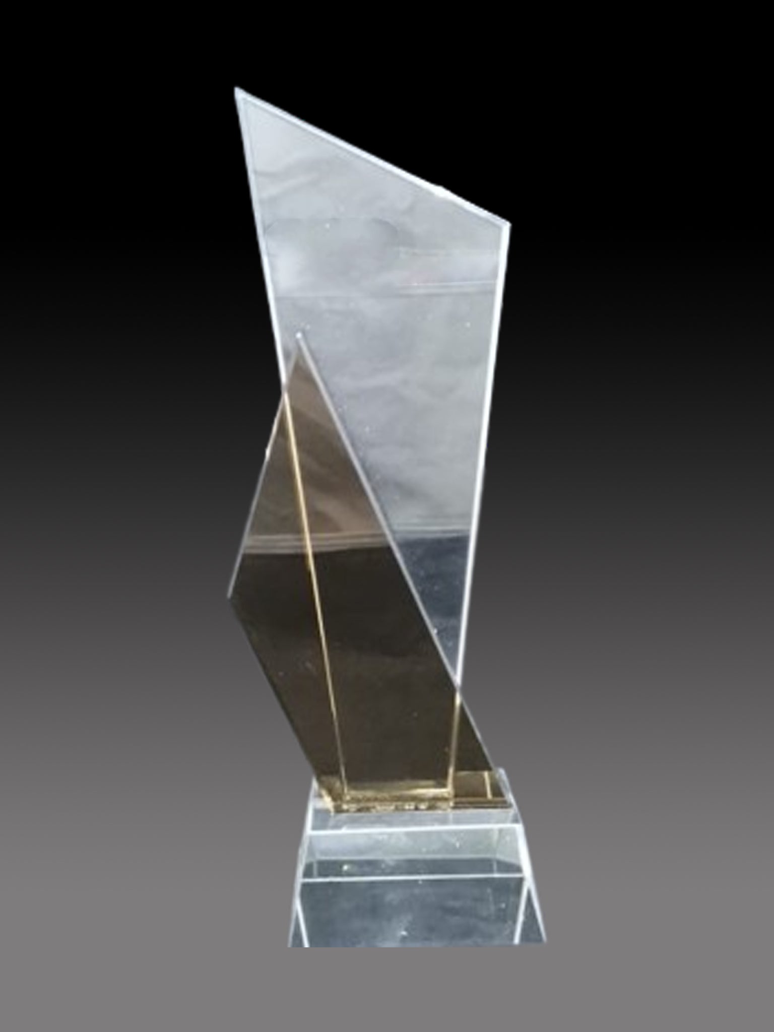 C236 CRYSTAL TROPHY