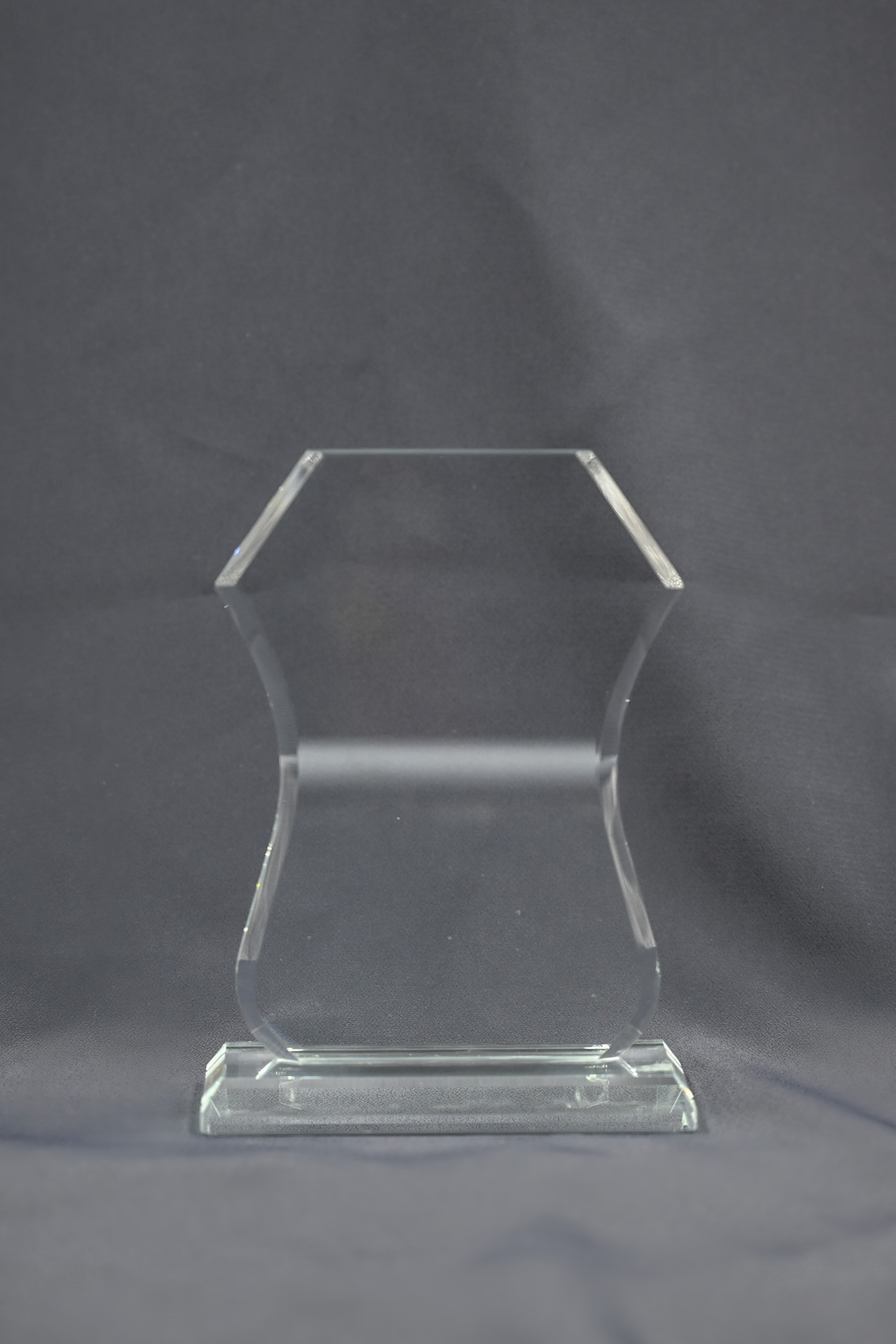 C242-Small Crystal Trophy